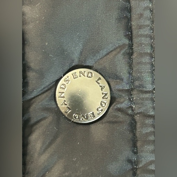 Lands End Womens Down Puffer
Vest Size M Petite Black - Picture 4 of 9